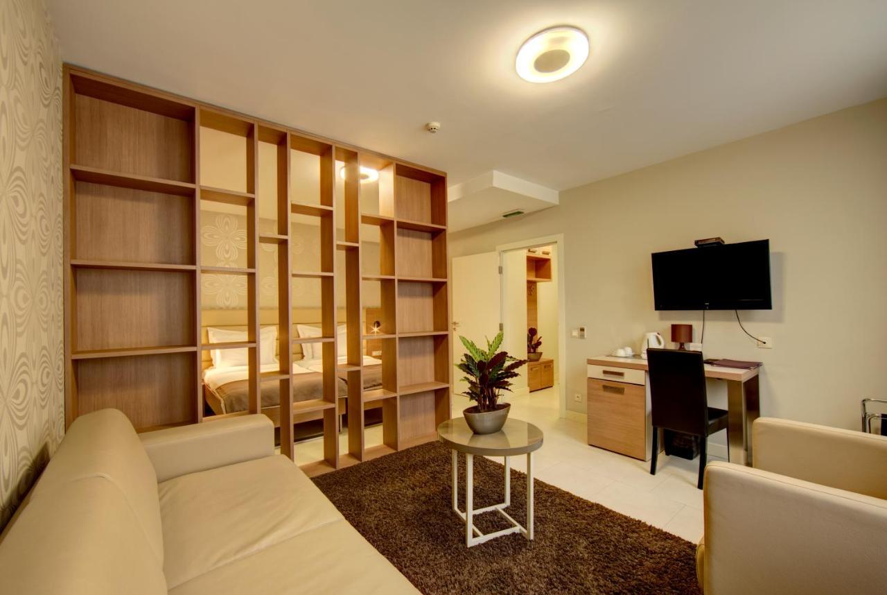 בלגרד Hotel Srbija Garden-Free Parking מראה חיצוני תמונה