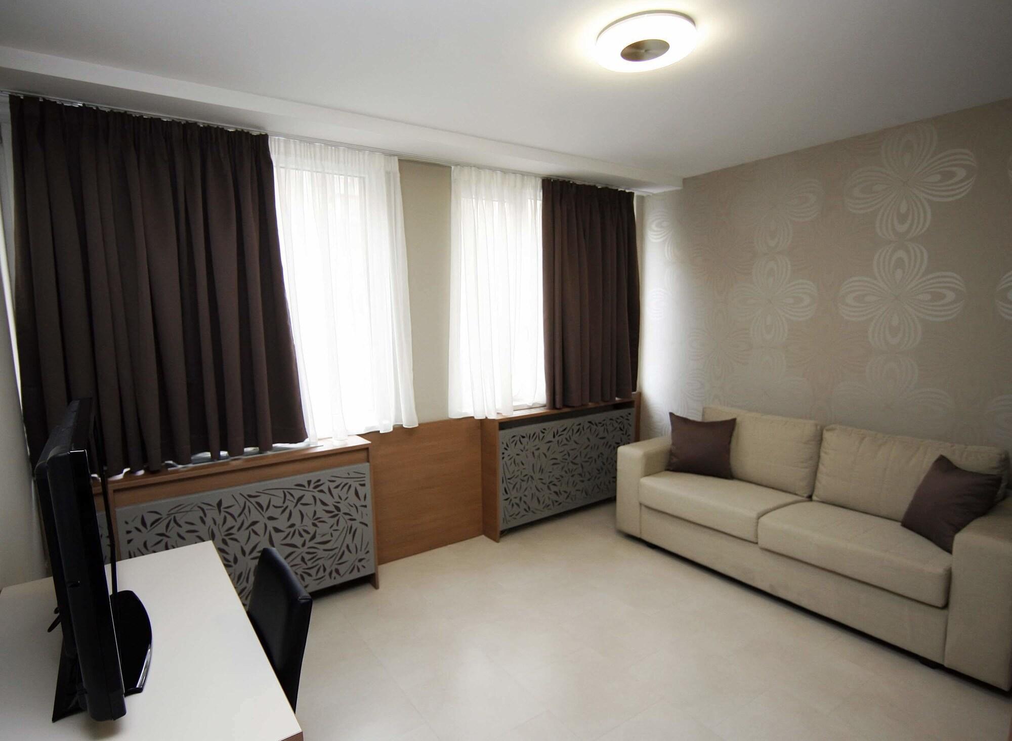 בלגרד Hotel Srbija Garden-Free Parking מראה חיצוני תמונה