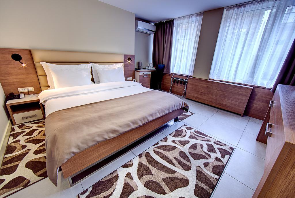 בלגרד Hotel Srbija Garden-Free Parking מראה חיצוני תמונה